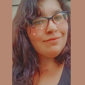 Meet your Posher, Cassandra